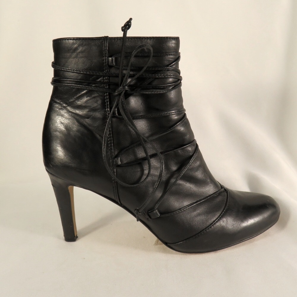 Vince Camuto Black Napa Leather Chenai Laced Ankle Booties Size 9.5M